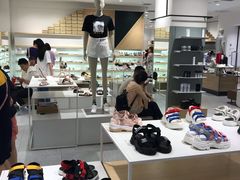 -hotwind热风(国际商场店)