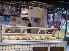 面包甜点陈列柜-小山城麻辣香锅(新邻生活广场店)