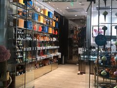 -VENCHI 闻绮(北京国贸商城店)