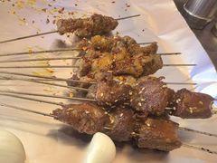 -小国抻面大烧烤馆