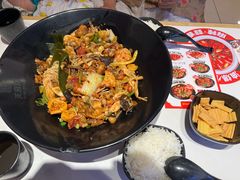 -天府国麻辣香锅(悦荟广场店)