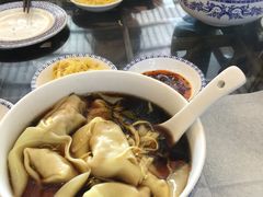 -笑来喜馄饨小笼工坊店(湖滨街店)