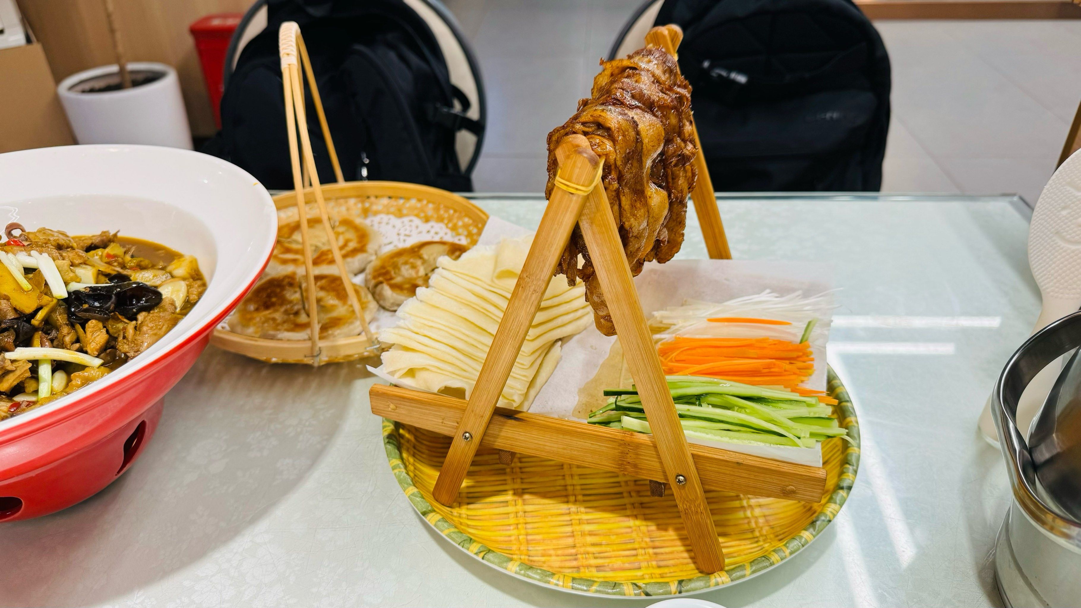薄饼吊烧肉好好吃全部都好好吃下次还来