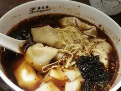 红汤辣馄饨-熙盛源(滨湖万达店)