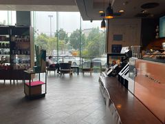 -星巴克(郑州曼哈顿广场店)