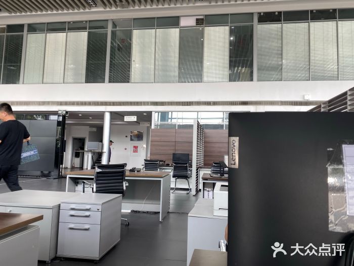 北京鹏龙星徽奔驰4S店(西大望路店)图片