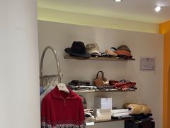 -Her Sight设计师女装集合店(静安华山路店)