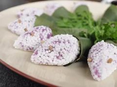-茅草房·河畔园林火锅