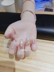 -芮娅时光半永久纹眉·美甲美睫·皮肤管理