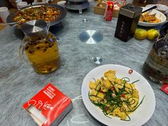 -俭寨大盘鸡·手抓肉·烧烤新疆菜(乌苏路店)