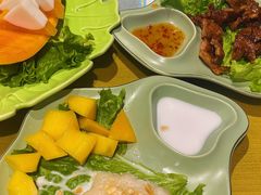 -玖月时尚泰式餐厅