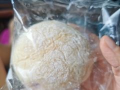 -炉边皮皮·烘焙甜品工厂店