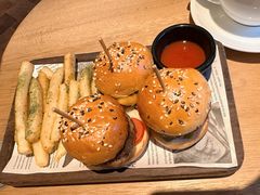 迷你牛肉小汉堡-翠贝卡&Mama Kelly Brunch Coffee(河西店)