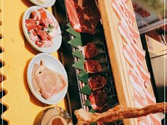 -犟牛家·榴莲烤肉(五棵松店)