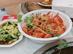 -鲁员外地锅鸡地锅鱼(古墩路店)