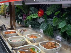 -钦瓦台时尚自助餐厅(银泰城店)