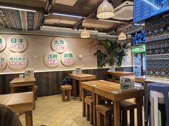 -云阿蛮云南生烫牛肉米线(奉贤路店)