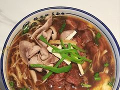 -镇南锅盖面馆(解放路店)