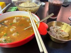 -满格嗦新疆椒麻鸡火锅.炒米粉(川大江安校区店)