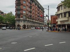 -NIKE上海青浦优选体验店