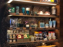 零售区-星巴克(六合路店)