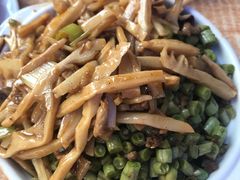 -十一街苍蝇馆子转经消江湖菜(九眼桥十一街店)