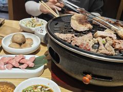 -青瓦餐厅·生鱼片·韩园烤肉(西塔店)