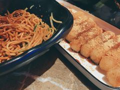 -三人行骨头王火锅(长寿店)