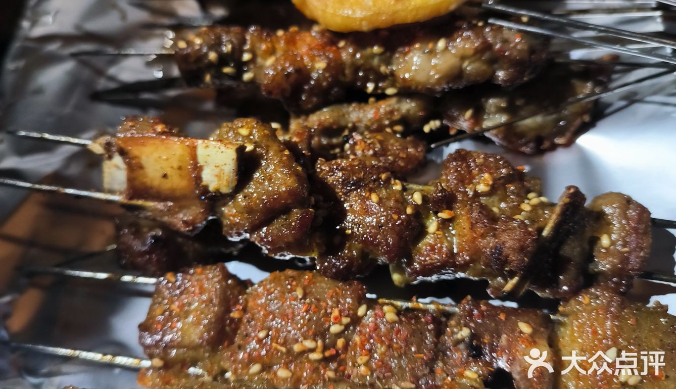 多炫几片也开心。还有没想到的是他家免费小菜还很好吃