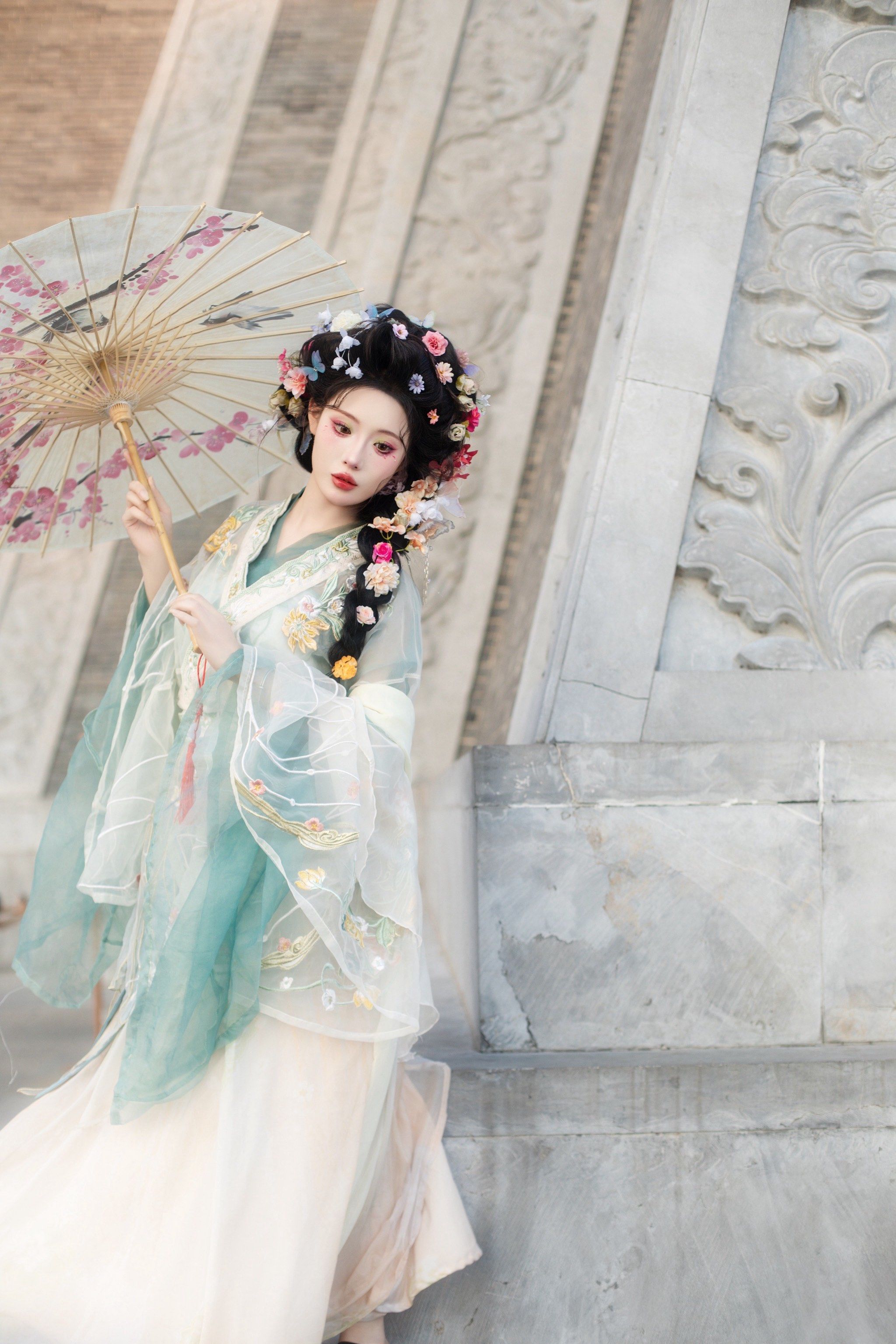 十二花神落人间,一半风雅一半仙