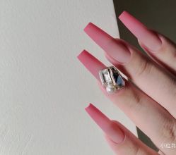 -悦指间美甲美睫