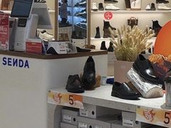 -南京商厦