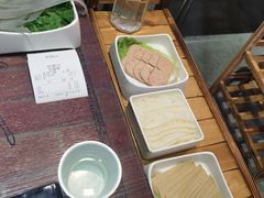 -龙虾风暴(松江店)