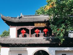 -汇龙潭