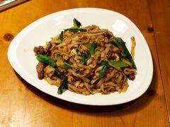炒牛河-老板很二(吉大店)