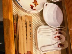 -渝是乎酸菜鱼·川渝小炒(新世界百货望京店)