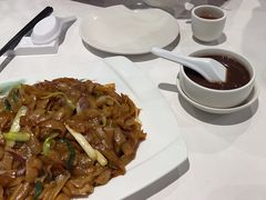 干炒牛河-稻香酒家·34年老字号·港式粤菜(汉街店)