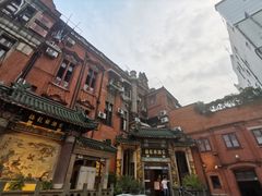 -梅龙镇酒家(南京西路总店)