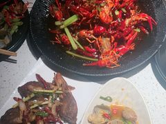 -沪小胖·小龙虾·蓝龙王(八佰伴店)