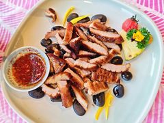 火焰黑毛猪颈肉-蕉叶·广州明星泰国菜(黑金冠保利广场店)