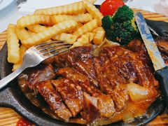 -香港新发烧腊茶餐厅(水围店)