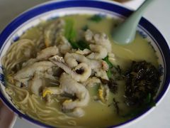 招牌黄鱼面-明呈黄鱼面馆(斜土路店)