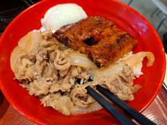 鳗鱼牛肉温泉蛋丼饭-食其家·牛丼咖喱(金三角店)