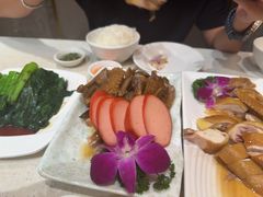 -香港新发烧腊茶餐厅(水围店)
