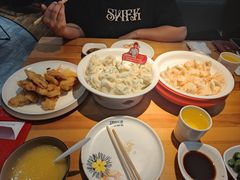 -王慧洁开口虾水饺·地道东北菜(银泰城店)