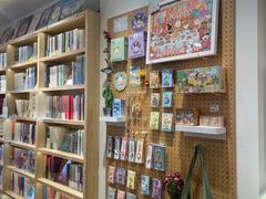-猫的天空之城概念书店(束河店)