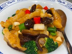花菇烧猪蹄筋-聚春园自助餐厅(东街口店)