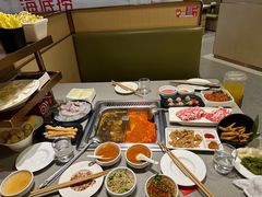 -海底捞火锅(宝龙广场夜宵主题店)