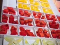 -涨巢·潮玩水疗局