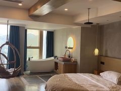 -闲隅江景艺术酒店(解放碑洪崖洞总店)